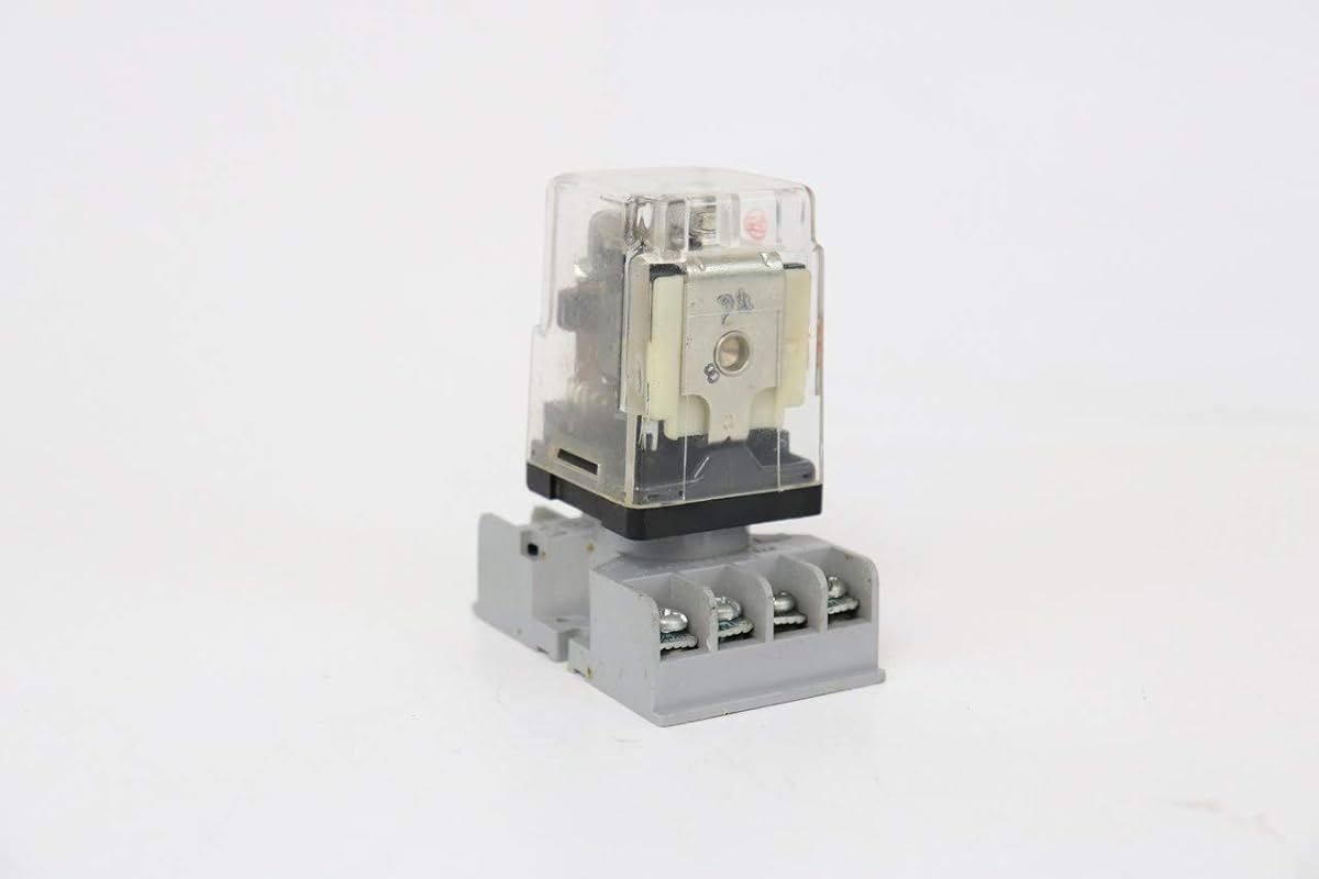 Industrial Panel Plug-In Power Relay - Circuit Breaker