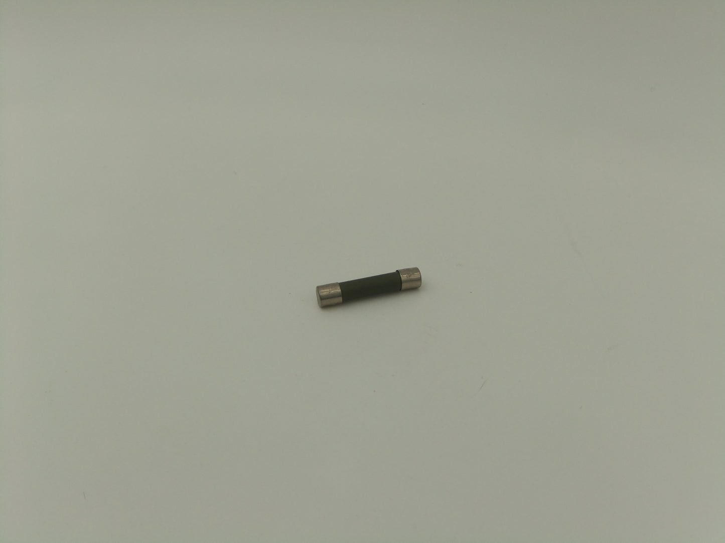 Ceramic Fuse 1-1/4 in L x 1/4 in dia, 8A, Time Delay, MDA Series, 250V AC